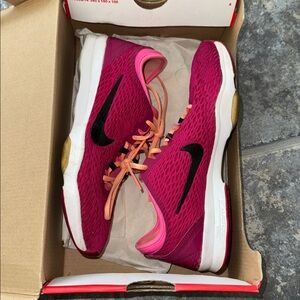 Nike Fuchsia and Black Running Shoes